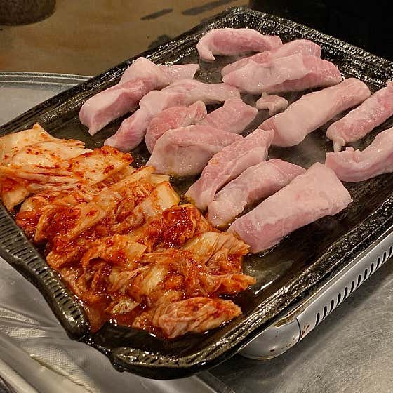 신김치생삼겹살