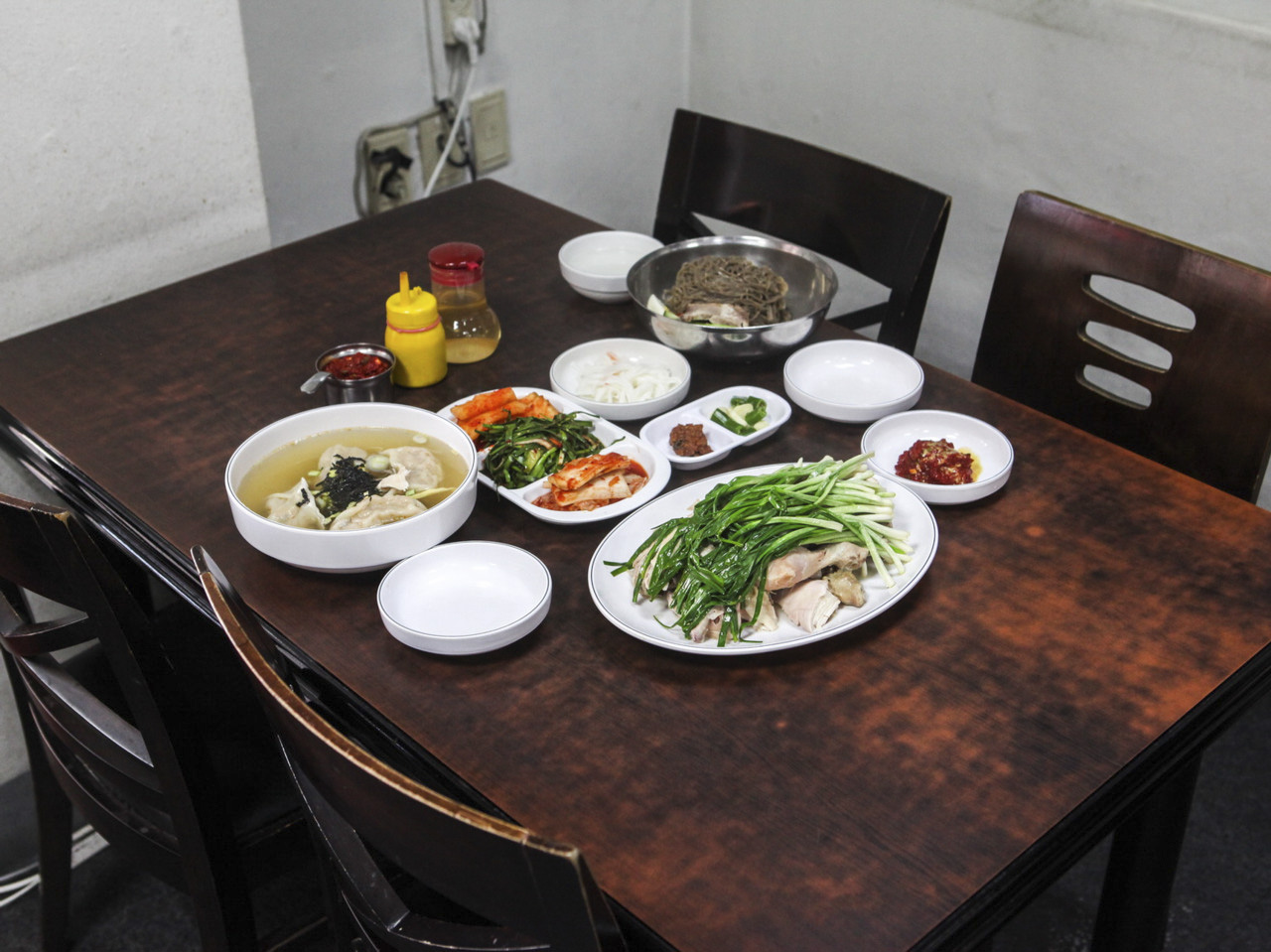 만포막국수